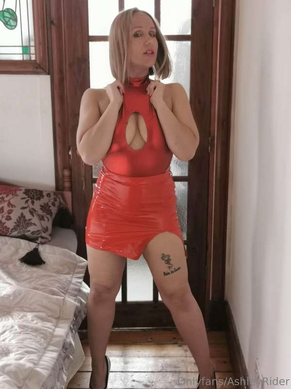 Sluts just want to have cock and fun 😈😜💦💦💦