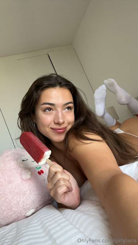 girlylana photo