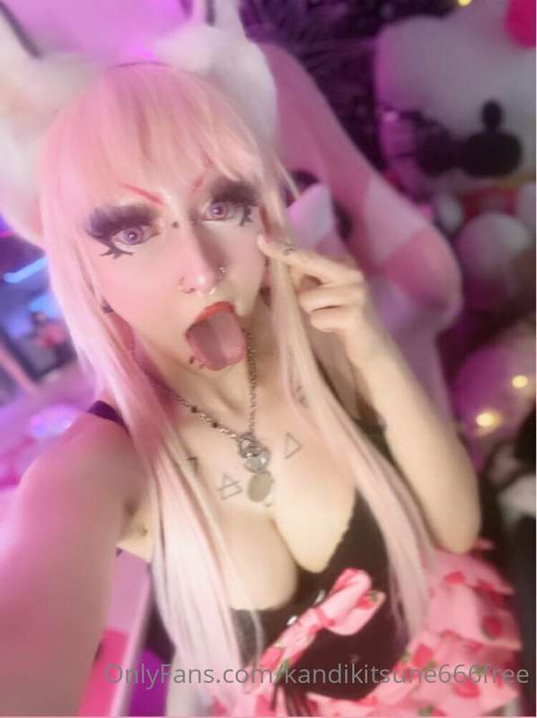 emofckdollfree