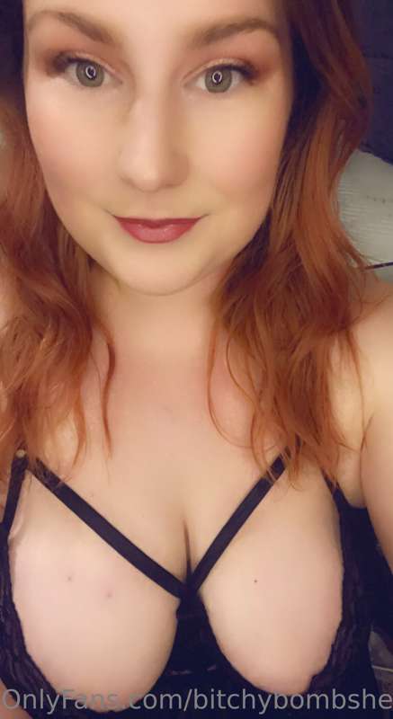 bitchybombshell