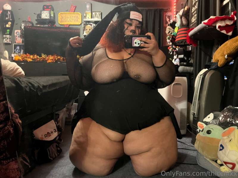 thiccflixx image #0