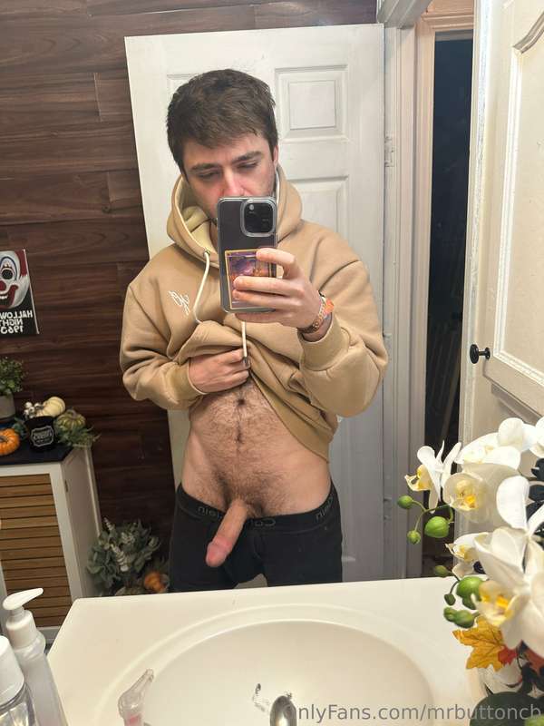 mrbuttoncb image #1
