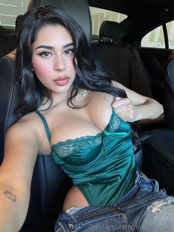 I know you like when I wear this dressI feel best when I'm w..