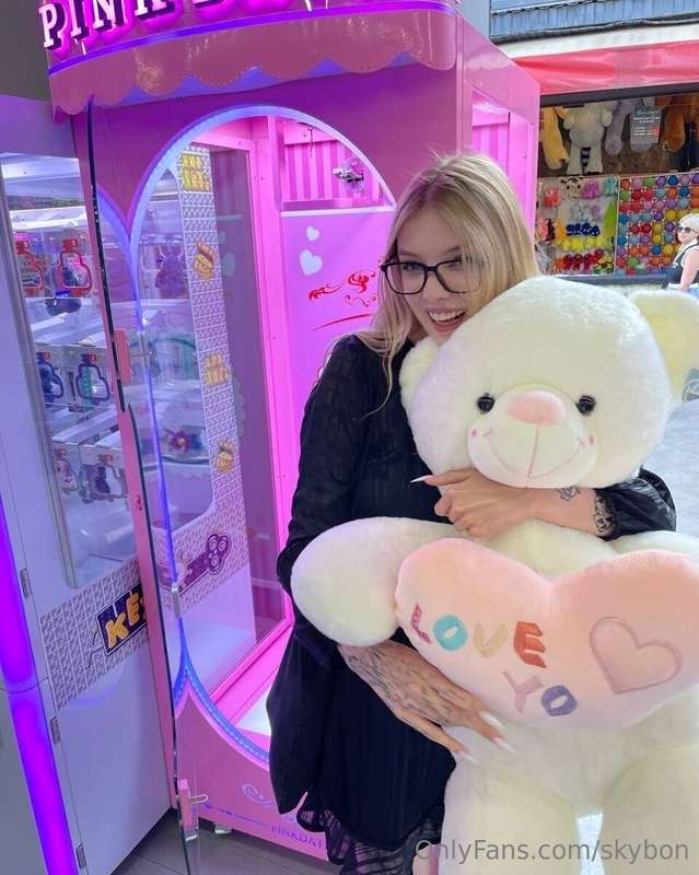 This fluffball cost me $20 and my dignity… WORTH IT 😂🧸💰