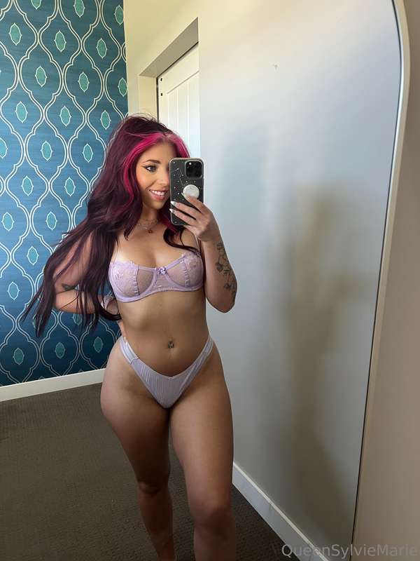 queensylviemarie
