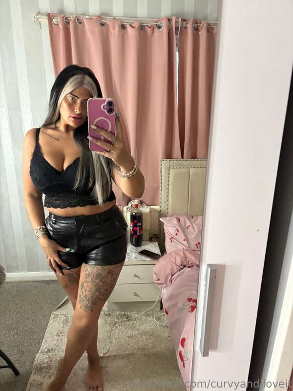 curvyandiloveit