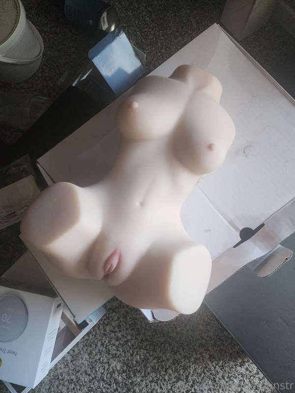 blondemonstr image #4
