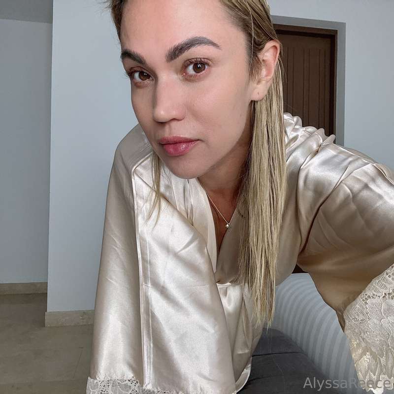 alyssareece image #1
