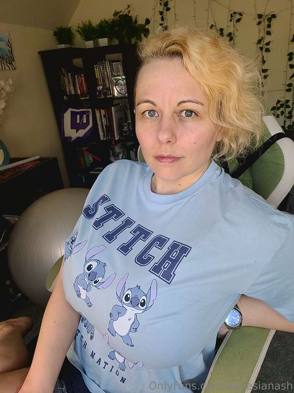 In case you wondered if I could lick my own nipples. 