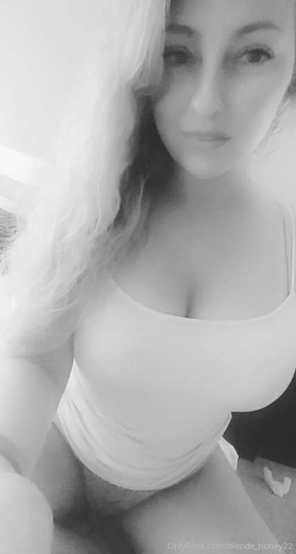 blonde_honey22