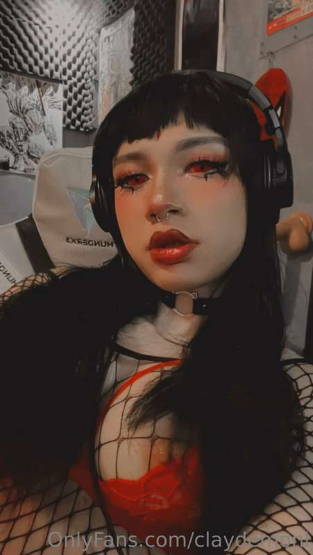 Hola bros UwU 🤘