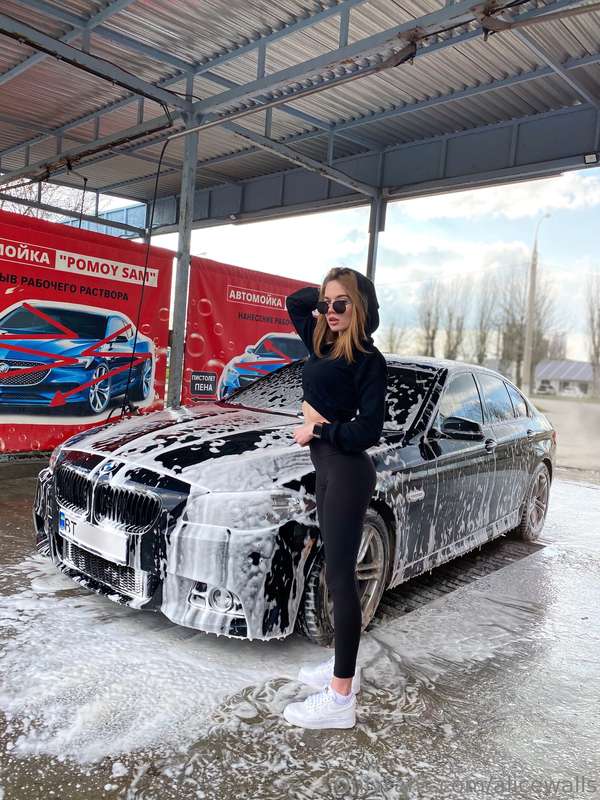 🚗✨ Today I wanted to share some quick car maintenance tips t..