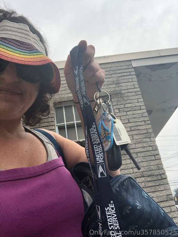 Got a free lanyard keychain and pen at the post office