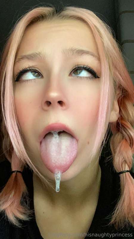 hisnaughtyprincess photo