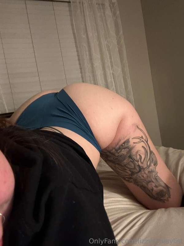 If I was your GF, you could grab my ass whenever you like 😉
