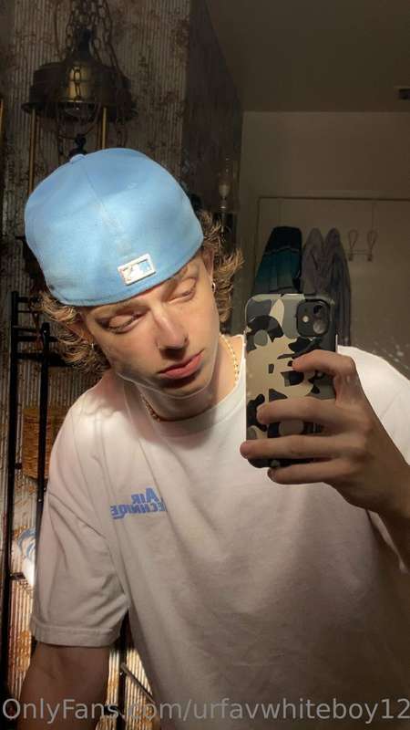 urfavwhiteboy12