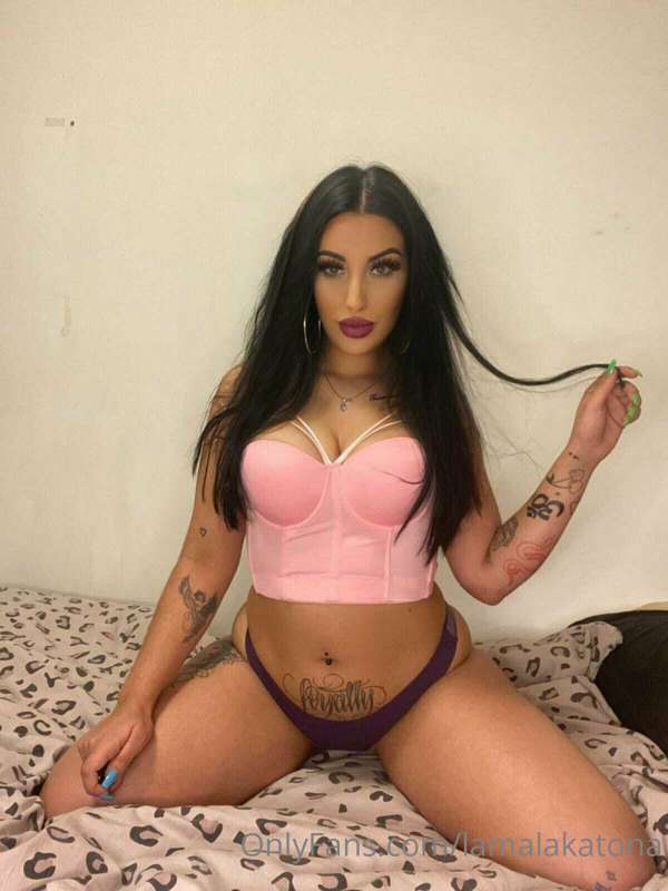 CHECK YOUR DM😈