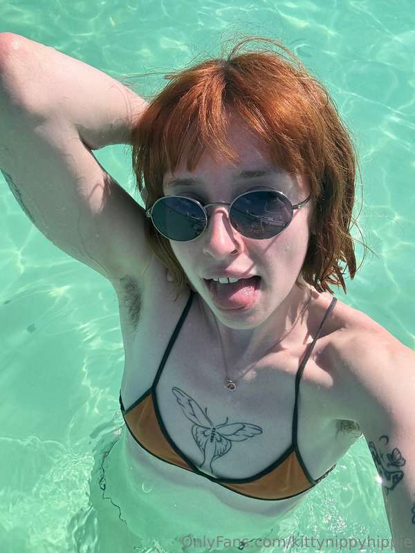 kittynippyhippie image #1