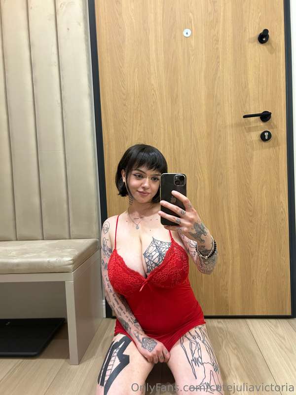 red means love… or does it mean hot nights?