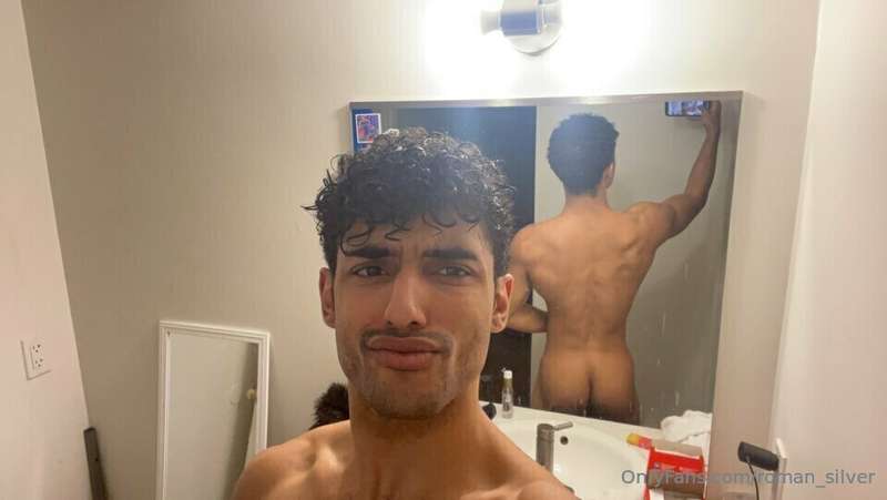 round and bouncing my juicy ass