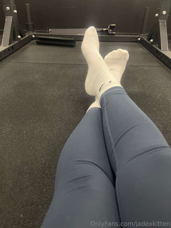 Who wants my socks? 🙊