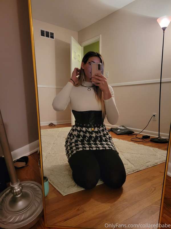 collaredbabe image #1