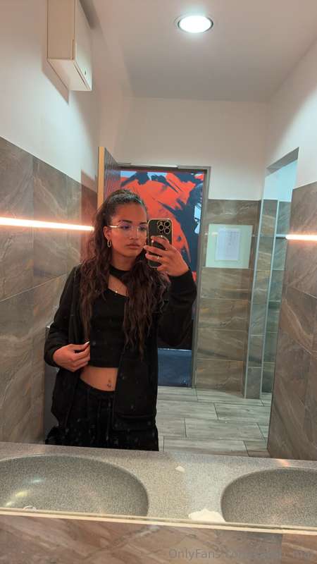 sarah_mai