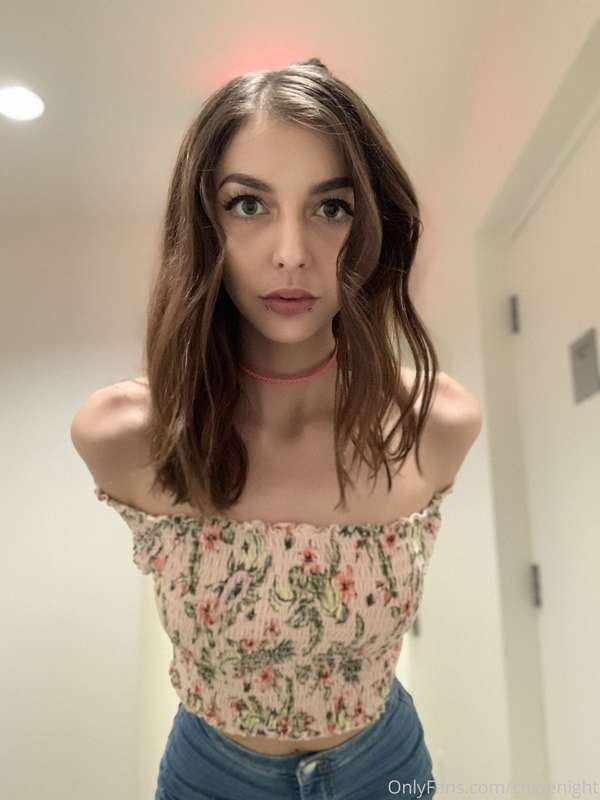 chloenight image #11