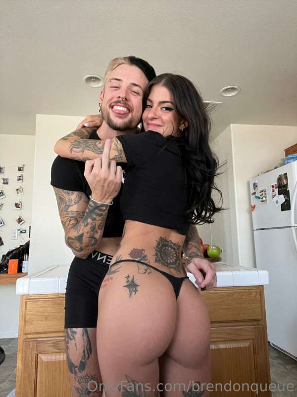 Got a video with @xo.nadiaquinn going out this week ¨̮