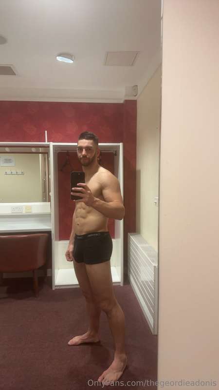 thegeordieadonis