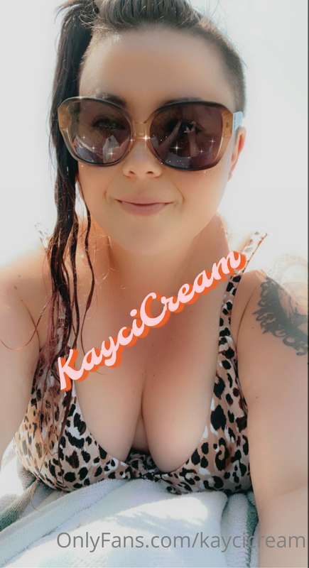 Baybeeeee come enjoy the sunshine with me 😘
