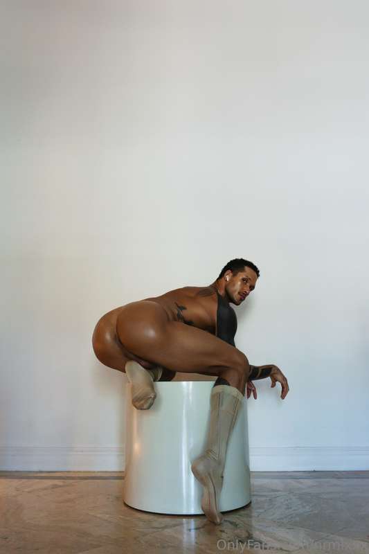 nrmlxxx image #0