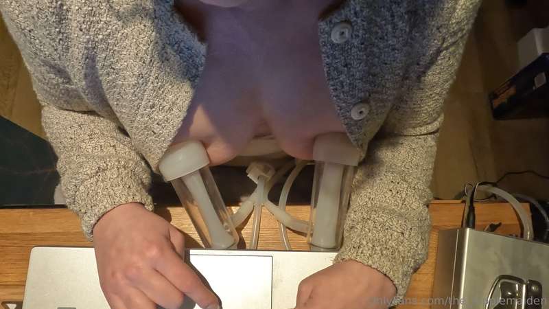 THE DOUBLE PUMP!  Hey guys getting addicted to pumping on a ..