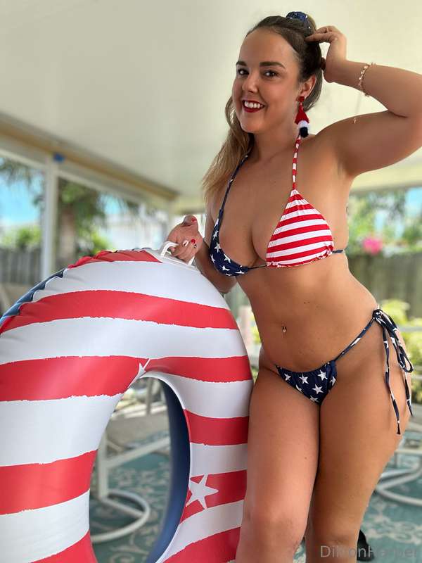 Foto 62 de Dillion Harper en Tocromo