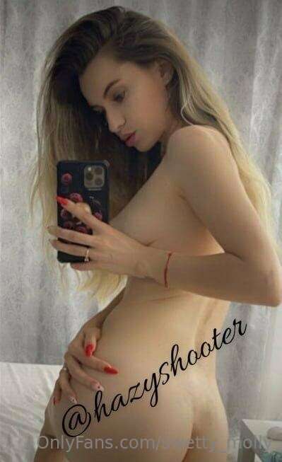 🔥🔥 @hazyshooter 🔥🔥

SLIM TIGHT PUSSY!😍
@hazyshooter has the ..