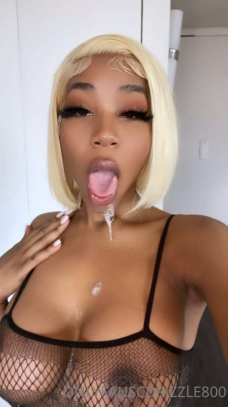 Wanna fuck my face? ☺️