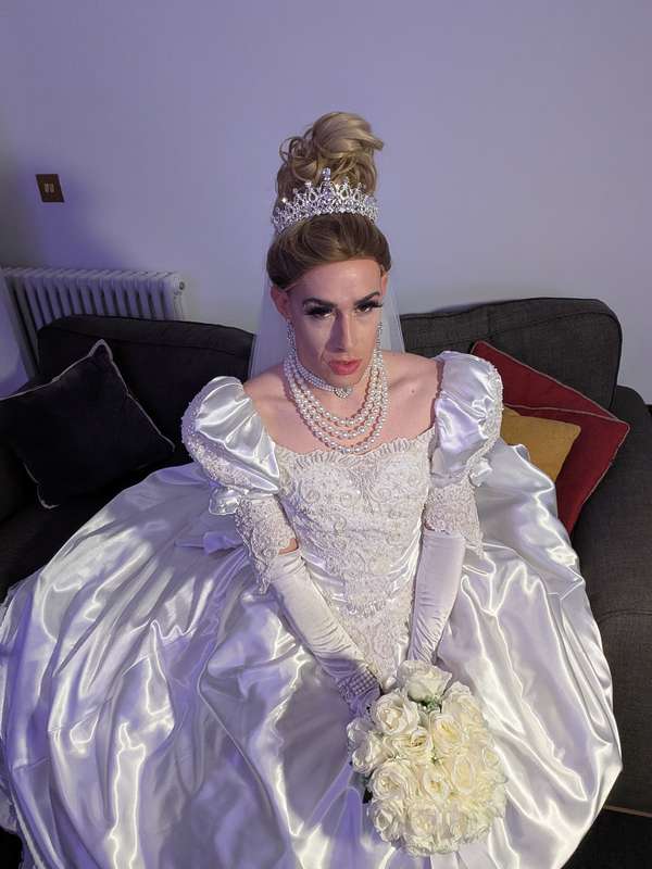 sissybride