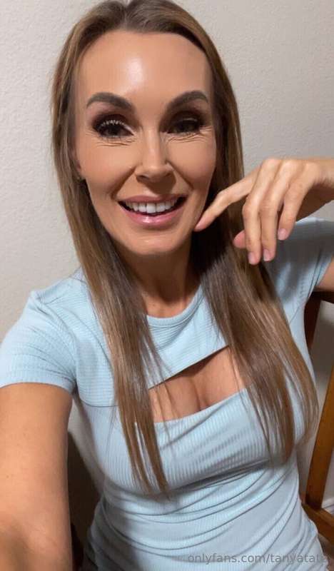 Mummy doesn’t share. You’re mine now on @tanyatate 😉❤️