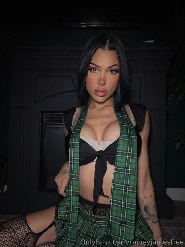 Wheres all my Slytherin brothers and sisters😈💚 (NEW video on..