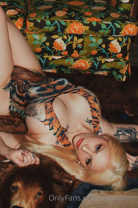 hollyevans