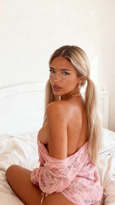 carlypurrsxo