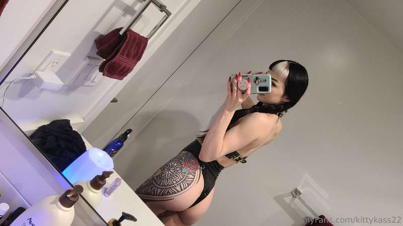 Almost done all my customs! Then I will be filming tomorrow'..