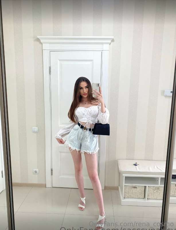 My friend is looking for her 🌸 @nancyyy_v 🙈💦 This naughty gi..