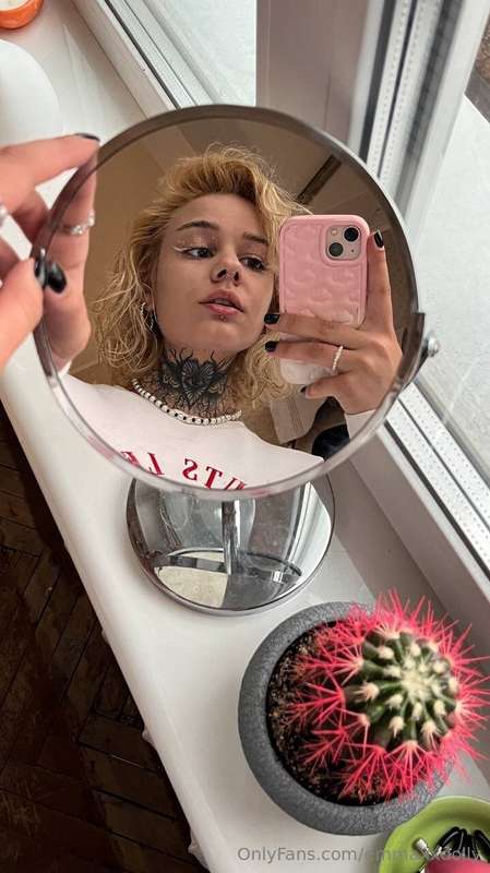 emmaxxdolly
