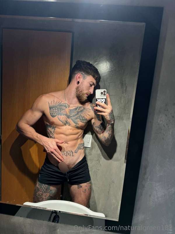 𝐅𝐑𝐄𝐄 𝐀𝐂𝐂𝐎𝐔𝐍𝐓:  @quimeytattooer@quimeytattooer@quimeytattooer..