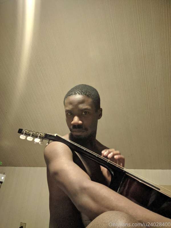 Struggling Musician? Lol

Message me if you'd like to see ho..