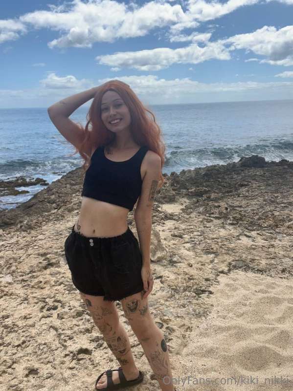 📸Photographs on the beach are always something special. They..