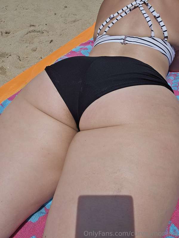 curvy_mommy
