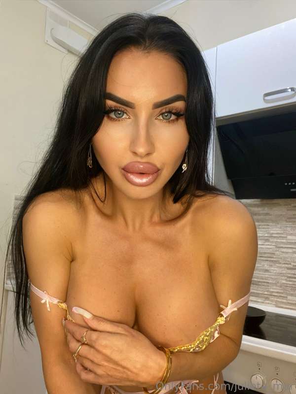 I want to show you something🤭🤭😈