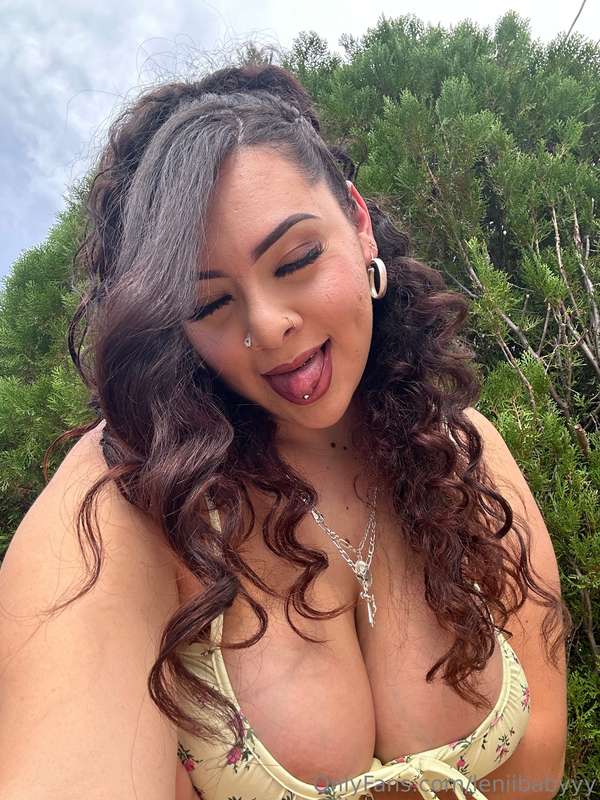 I wanna know any kind of content you guys would like so I ca..